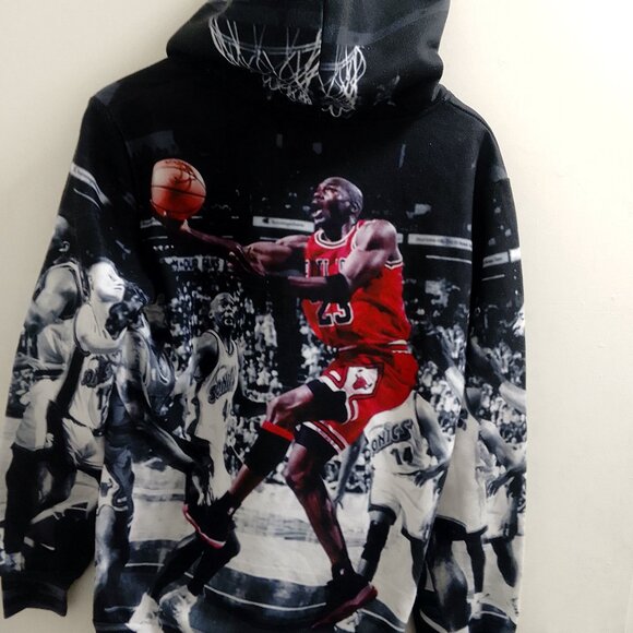 Michael Jordan, Man's/Adult, Long Sleeved Sweatshirt/Hoodie - Picture 5 of 5